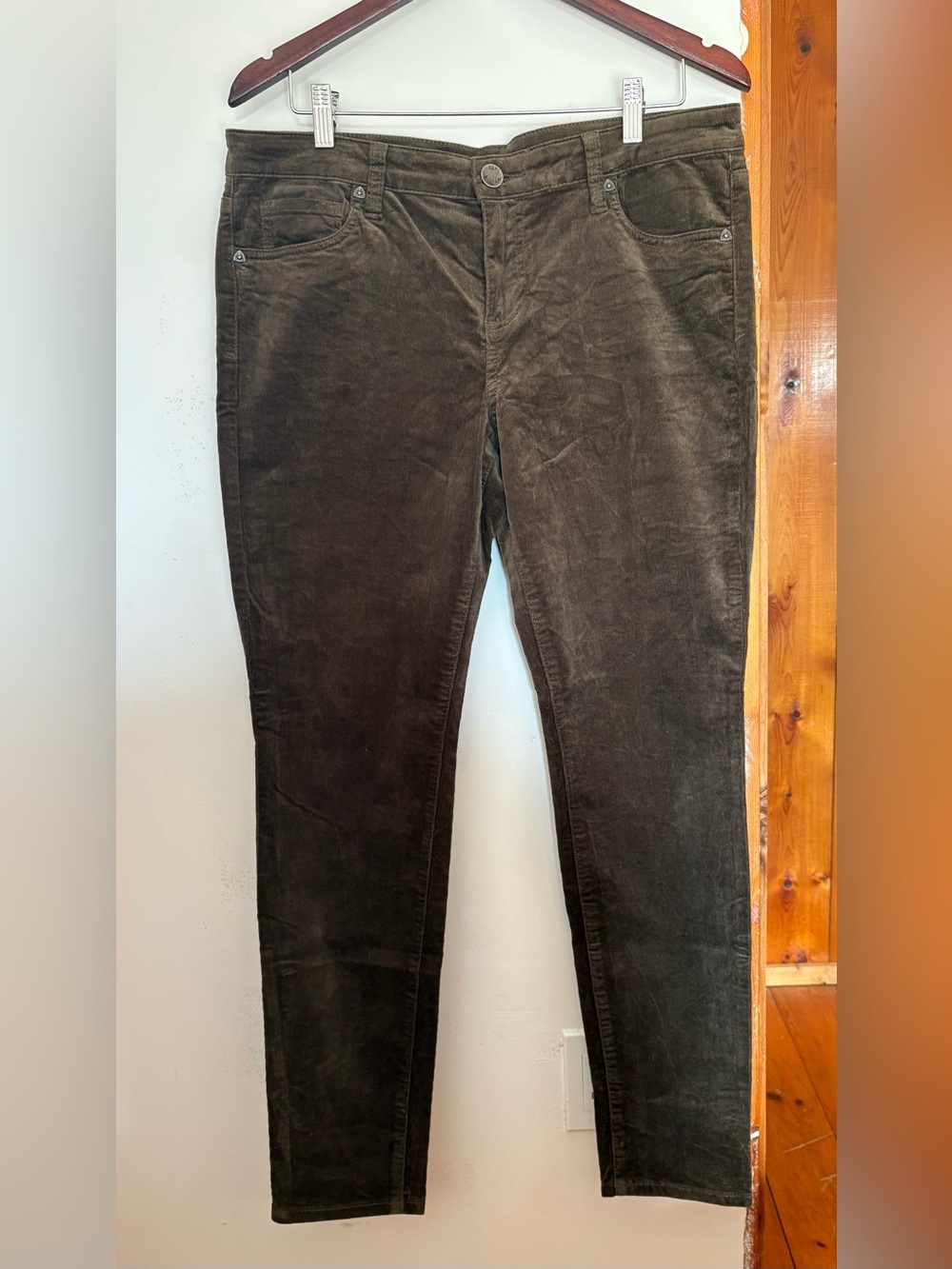 Kut from the Kloth Donna Skinny Corduroy Pants Dark Brown